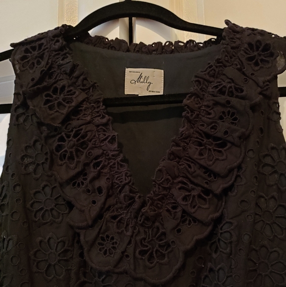 Milly of NY Sz 4 Lace Eyelet Dress - Picture 4 of 9